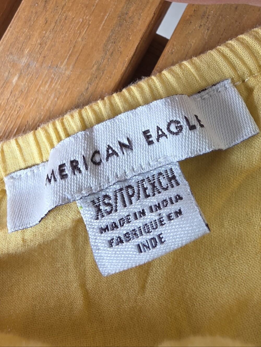 American Eagle Crop Top Yellow Eyelet Embroidered Faux Button Front - Picture 3 of 4